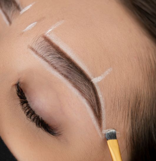 Brow Mapping & Waxing